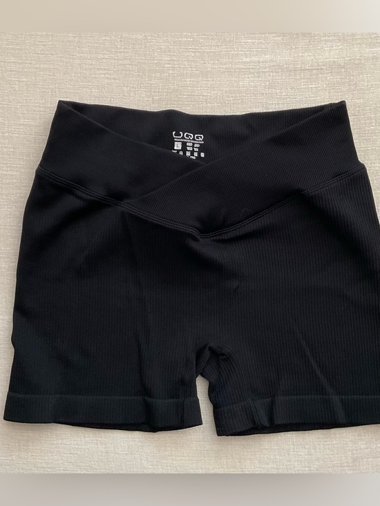OQQ Pants - OQQ Black Ribbed High-Waist Shorts
